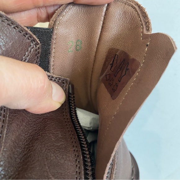 Caramel Baby and Child little boys leather booties Made in Italy - Picture 7 of 9